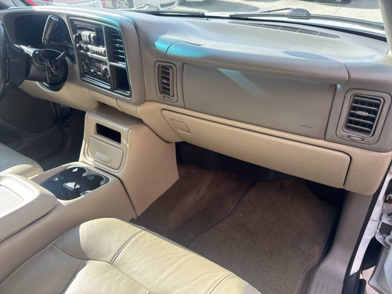 2000 Chevrolet Suburban 1500 LS