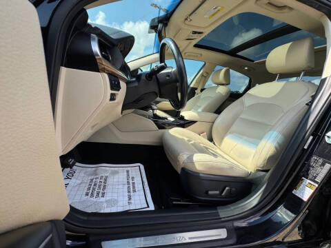 2017 Kia Cadenza Premium