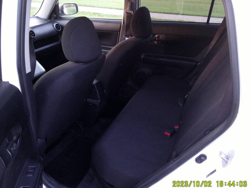 2008 Scion xB Base photo 6