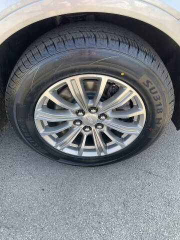 2017 Cadillac XT5 Luxury