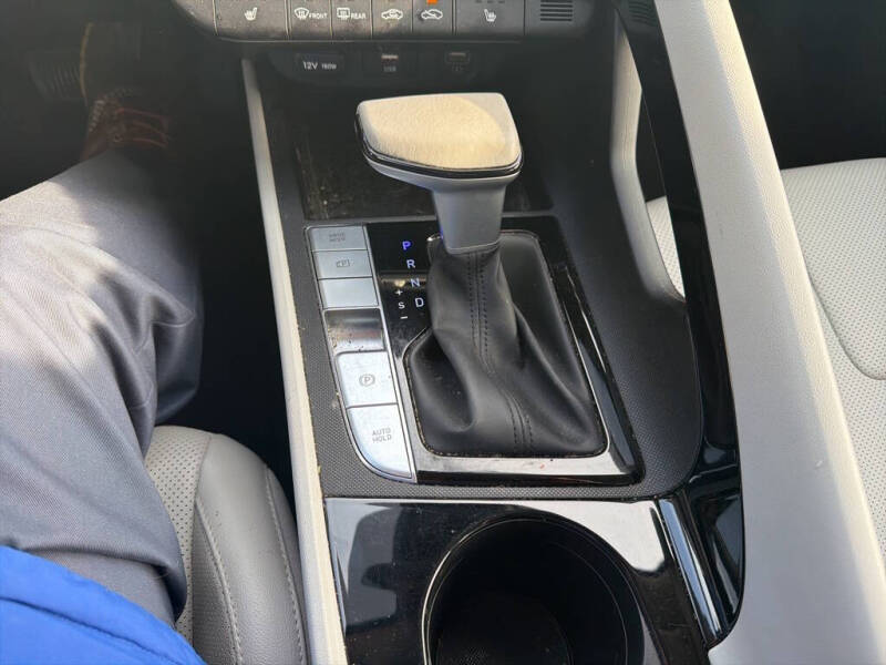 2022 Hyundai Elantra