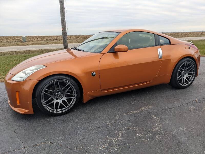 2004 Nissan 350Z for sale at McClain Auto Mall in Rochelle IL