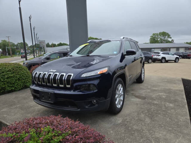 2015 Jeep Cherokee for sale at Dave Warren Used Car Super Center in Westfield, NY