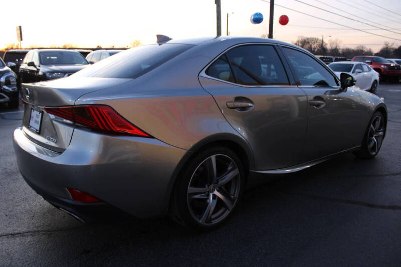 2018 Lexus IS 300