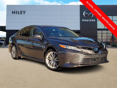 2020 Toyota Camry Hybrid for sale at HILEY MAZDA VOLKSWAGEN of ARLINGTON in Arlington TX