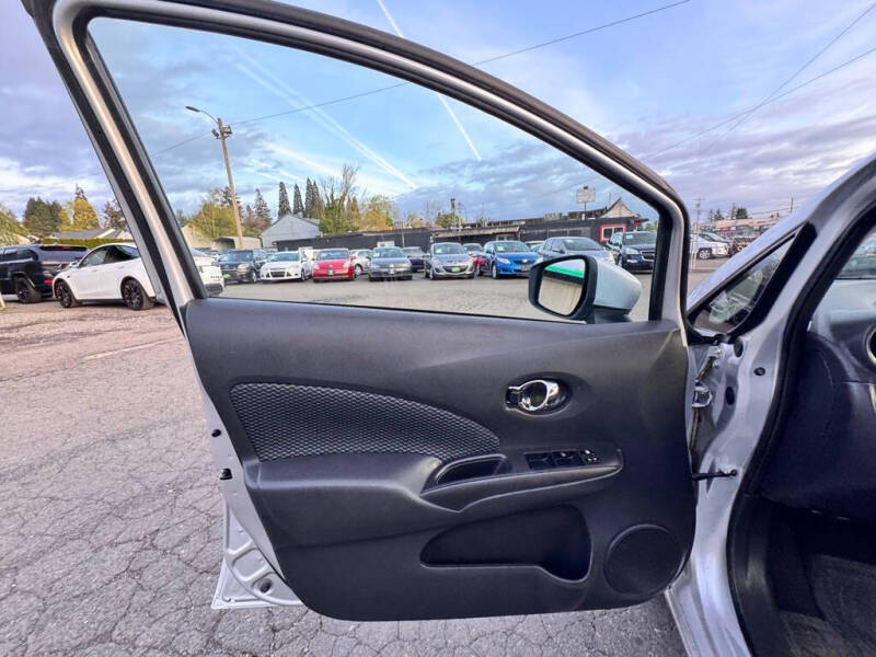 2015 Nissan Versa Note S