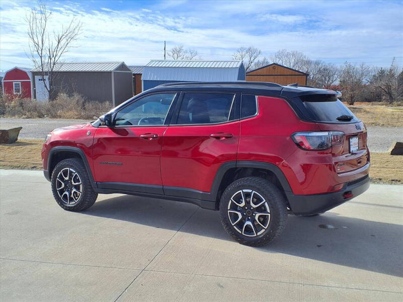 2025 Jeep Compass Trailhawk