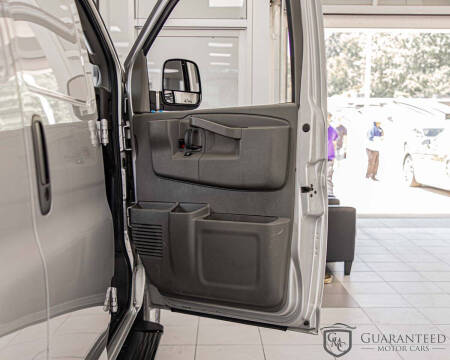 2022 Chevrolet Express 2500