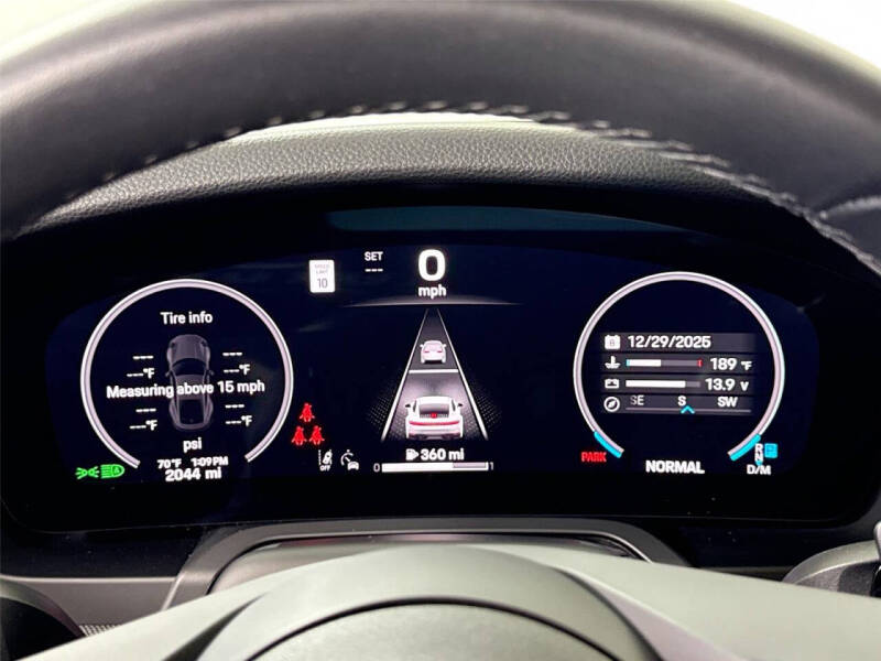 2025 Porsche 911 Carrera