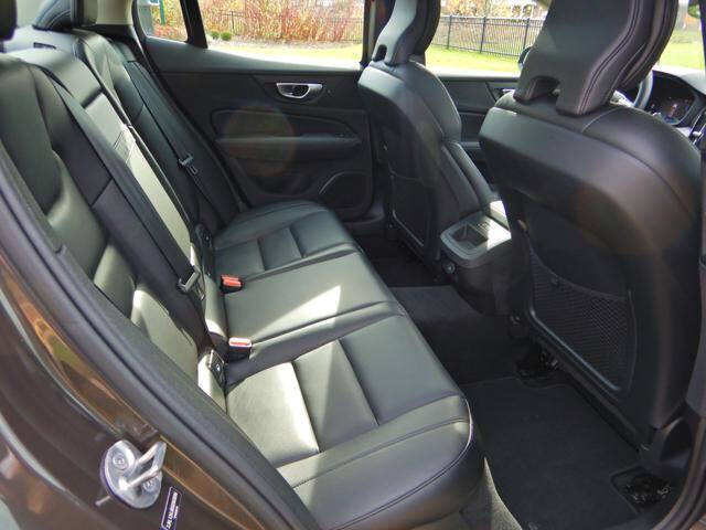 2025 Volvo S60 B5 Core