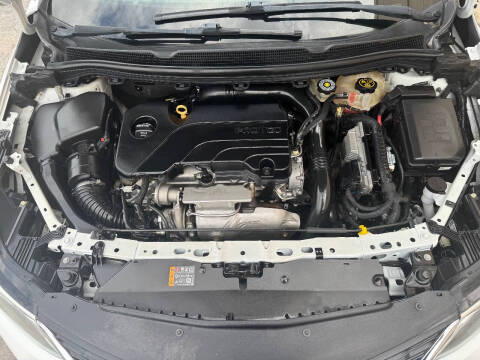 2018 Chevrolet Cruze LT Auto