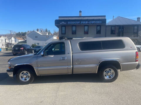 2002 Chevrolet Silverado 1500 for sale at Sisson Pre-Owned in Uniontown PA