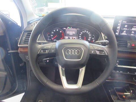 2022 Audi Q5 quattro Premium 40 TFSI