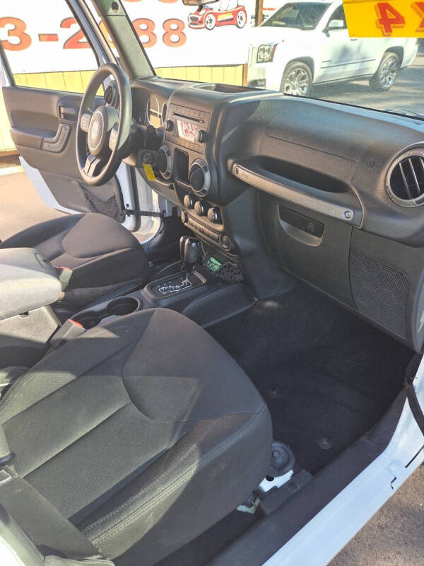 2015 Jeep Wrangler Unlimited Sport