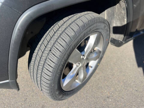 2011 Jeep Grand Cherokee Overland