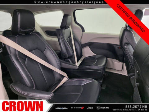 2024 Chrysler Pacifica Plug-In Hybrid Select