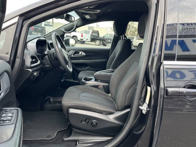 2022 Chrysler Pacifica Touring