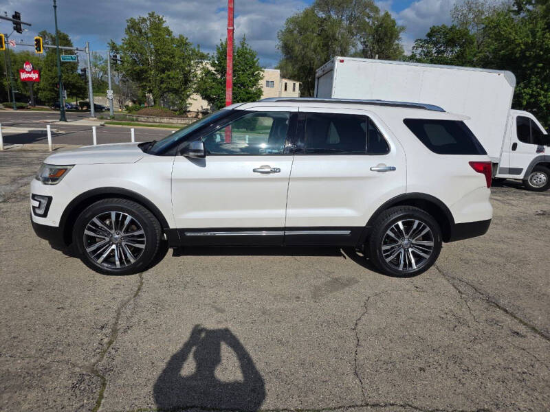 2017 Ford Explorer Platinum