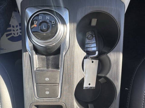 2026 Ford Escape Platinum