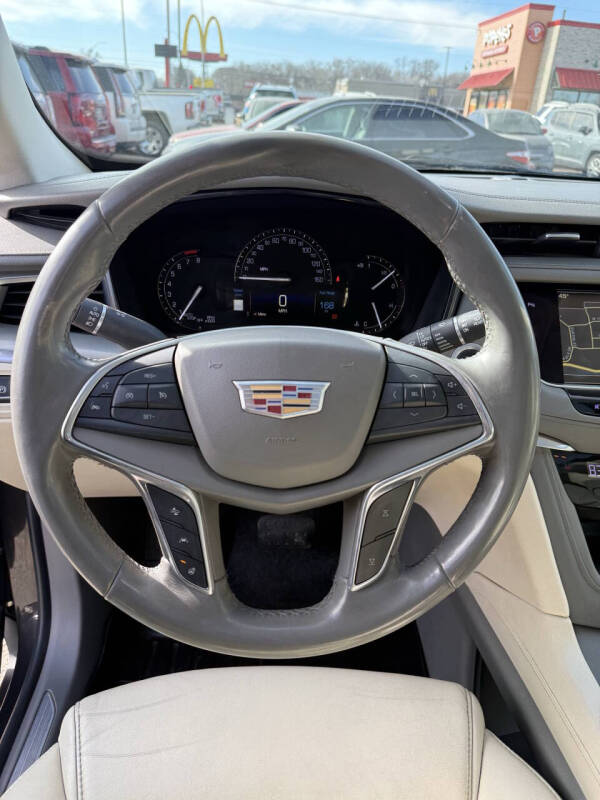 2018 Cadillac XT5 Luxury