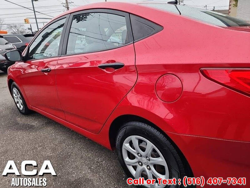 2012 Hyundai Accent GLS