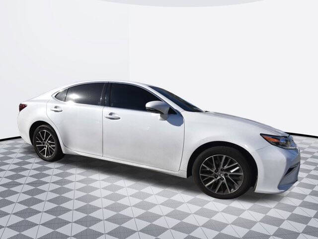 2016 Lexus ES 350