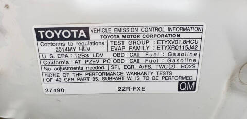 2014 Toyota Prius Plug-in Hybrid Advanced