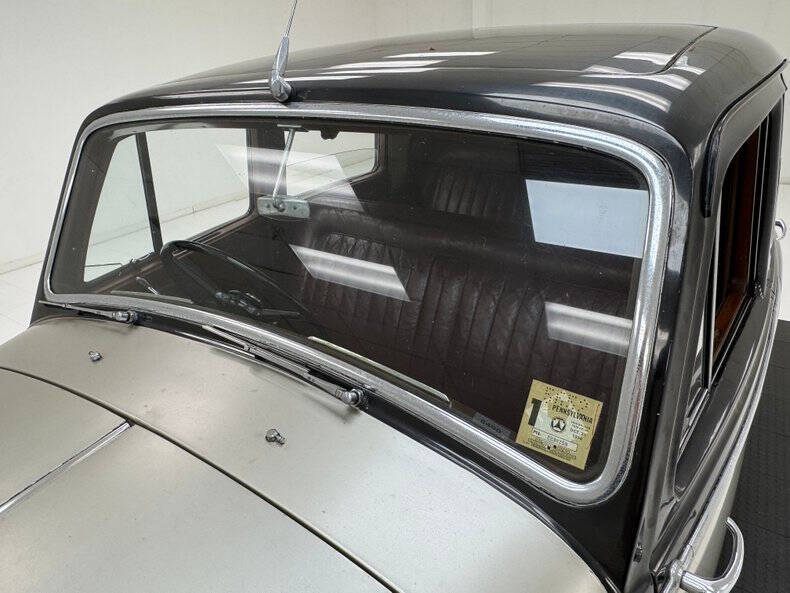 1954 Bentley Flying Spur