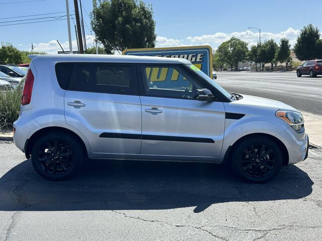 2013 Kia Soul +