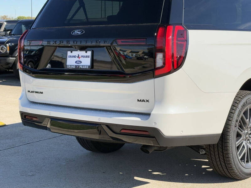 2025 Ford Expedition MAX Platinum