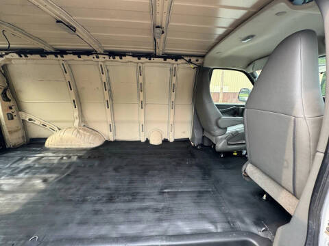 2017 Chevrolet Express 2500