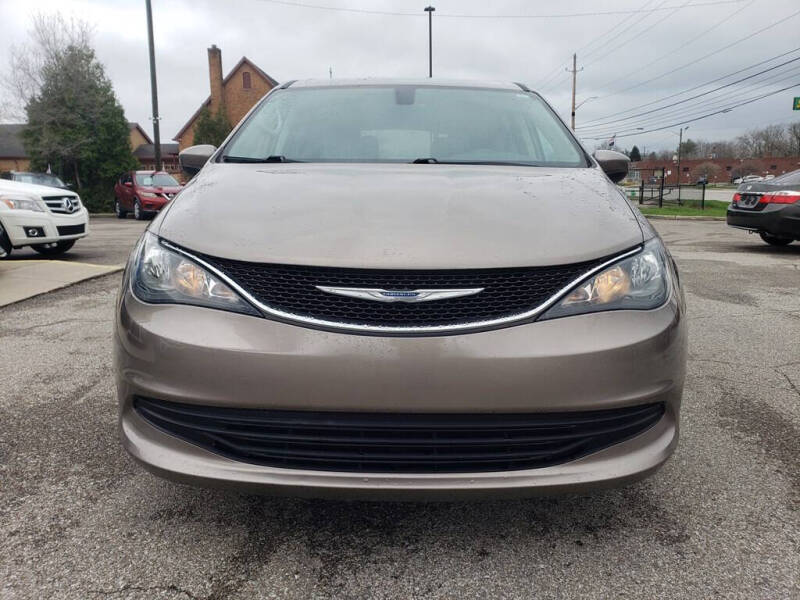 2017 Chrysler Pacifica Touring