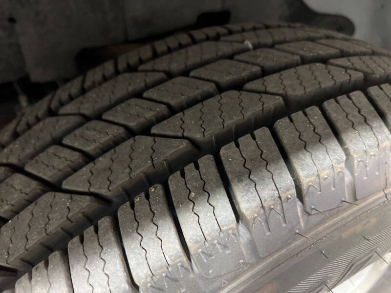 2023 GMC Savana 2500