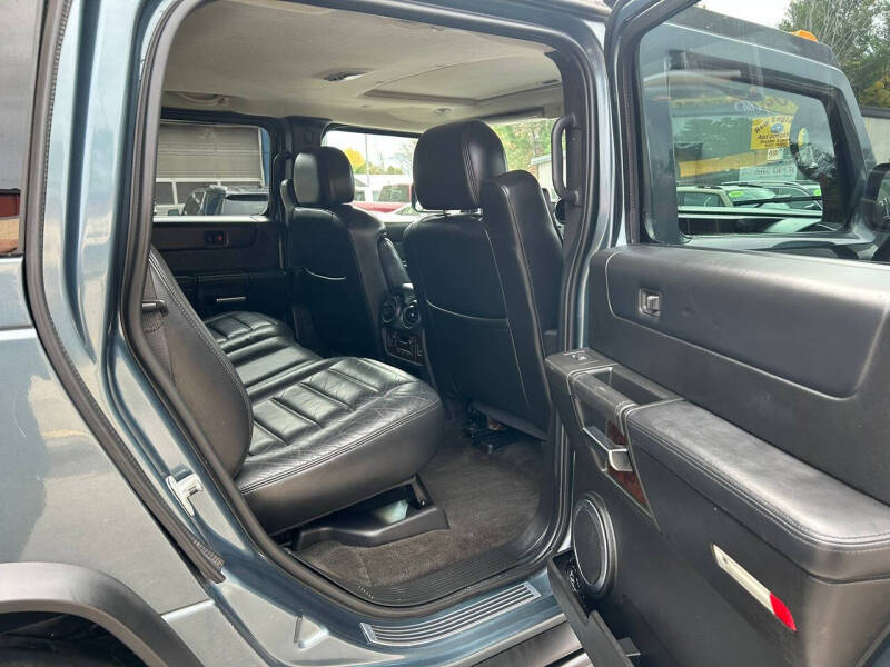 2005 HUMMER H2 Lux Series