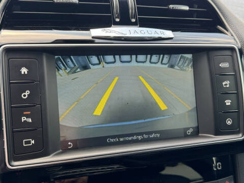 2017 Jaguar F-PACE 35t Prestige