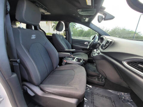 2019 Chrysler Pacifica Touring Plus