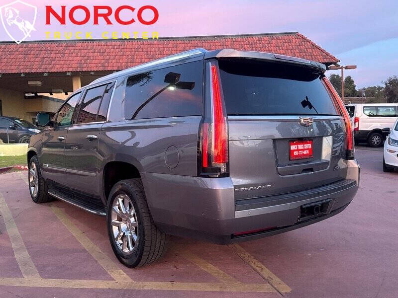 2019 Cadillac Escalade ESV Luxury