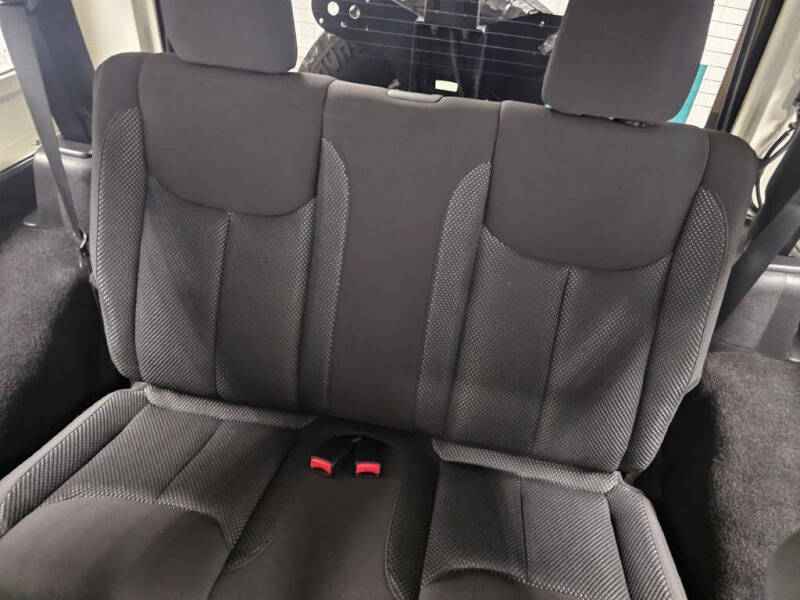 2016 Jeep Wrangler Sport