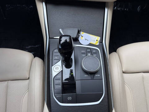 2022 BMW 3 Series 330i