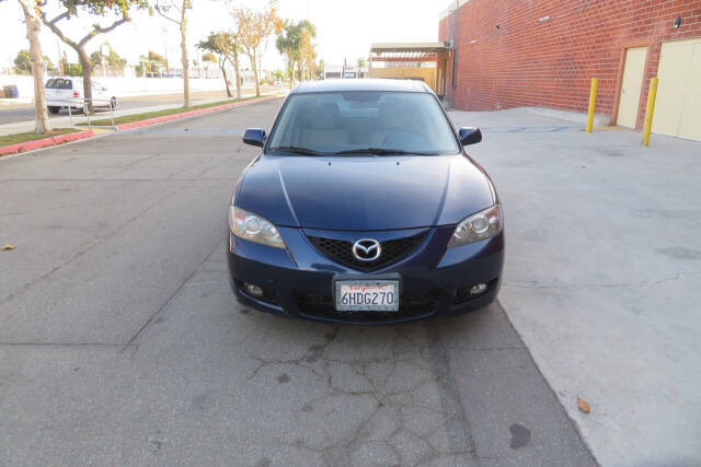 2009 Mazda Mazda3 for sale at The Car Vendor LLC in Bellflower, CA