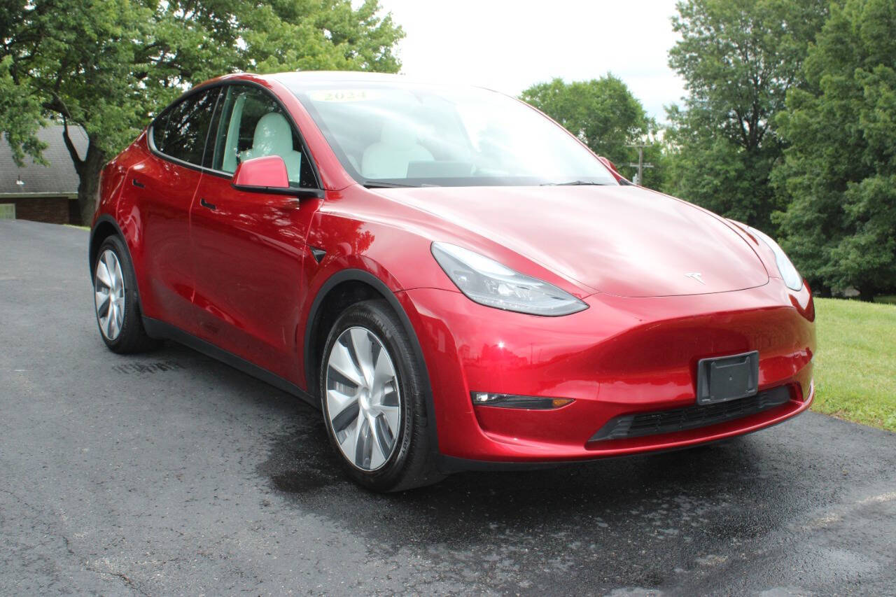 Red 2024 Tesla Model Y Long Range AWD Long Range 4dr Crossover 1