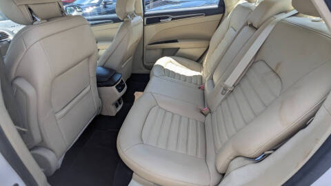 2014 Ford Fusion Hybrid SE