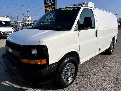 2017 Chevrolet Express 2500