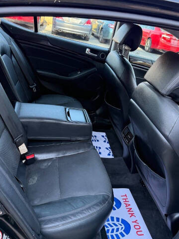 2015 Kia Cadenza Premium