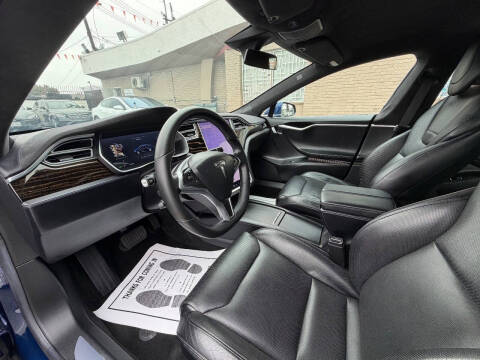 2016 Tesla Model S 90D