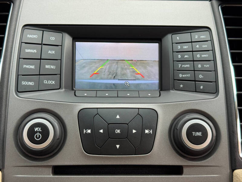 2015 Ford Taurus