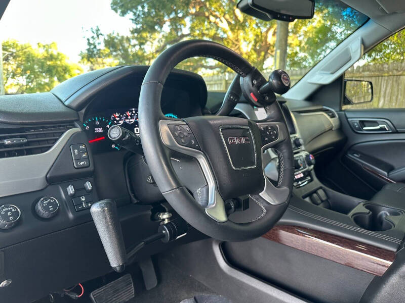 2017 GMC Yukon SLT