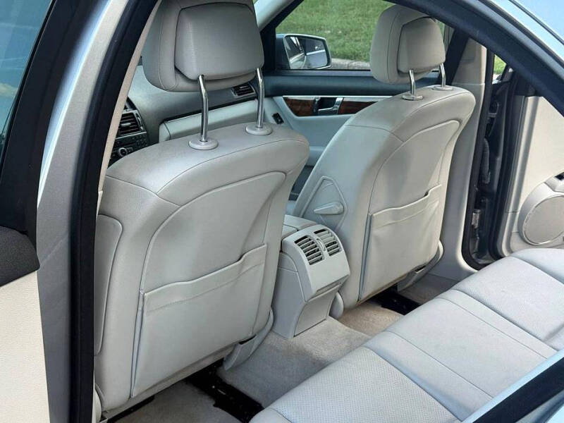 2010 Mercedes-Benz C-Class