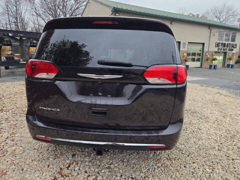 2017 Chrysler Pacifica Touring Plus