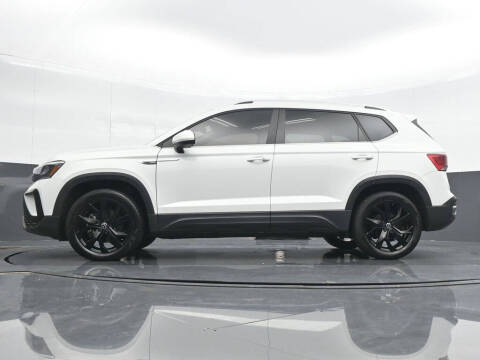 2022 Volkswagen Taos SE 4Motion